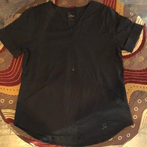 Jaanuu scrub top